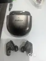 BOSE TWS earphones