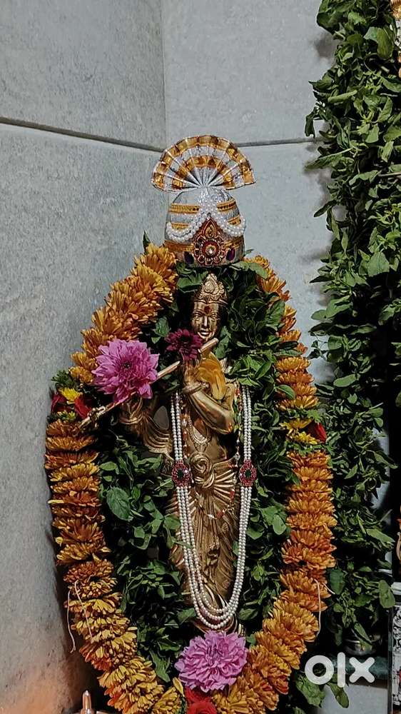 Beautiful Brass Krishna Statue – Elegant & Divine Décor Piece