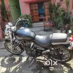 Royal Enfield Thunderbird bullet 350