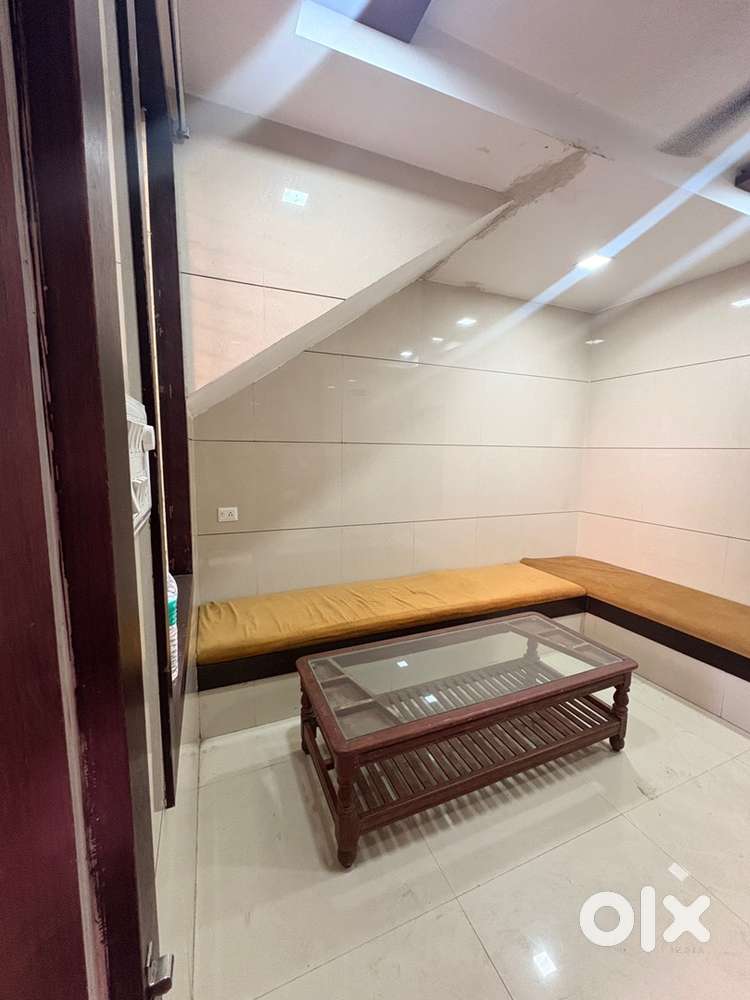 1bhk fully furnished flat/house/apartment
