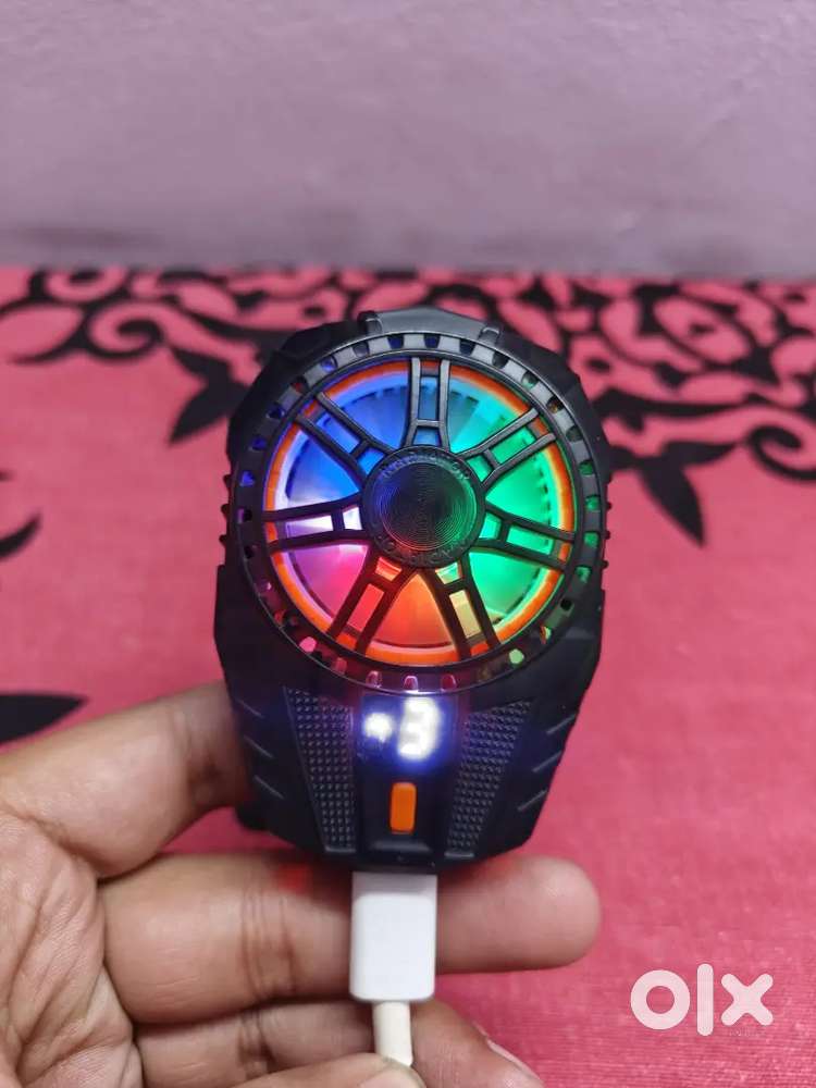 RGB Mobile Cooling Fan Ultra Fast Cooling with LED Display
