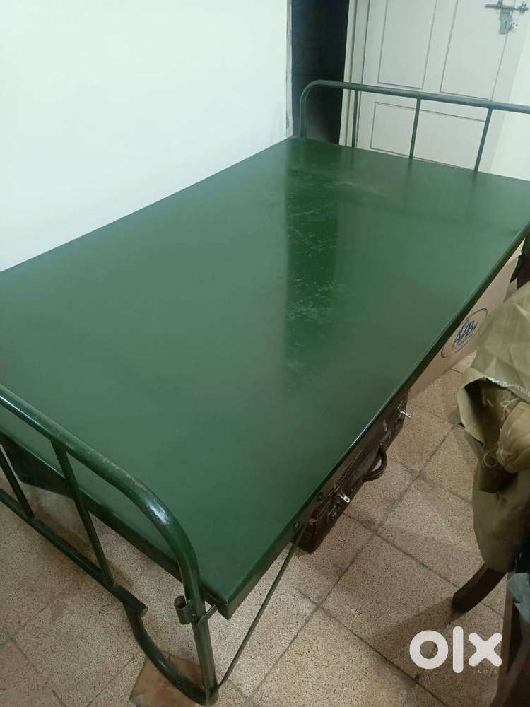Metal bed for Sale in Dinnur R.T Nagar