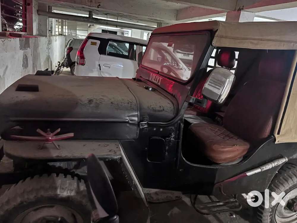 Mahindra Jeep 1980 Diesel Well Maintained RC expired no insurance