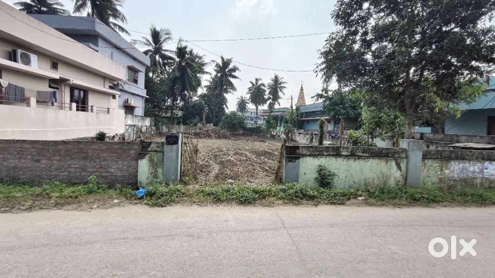 North Facing Corner Site for Sale, Thota Vari Street