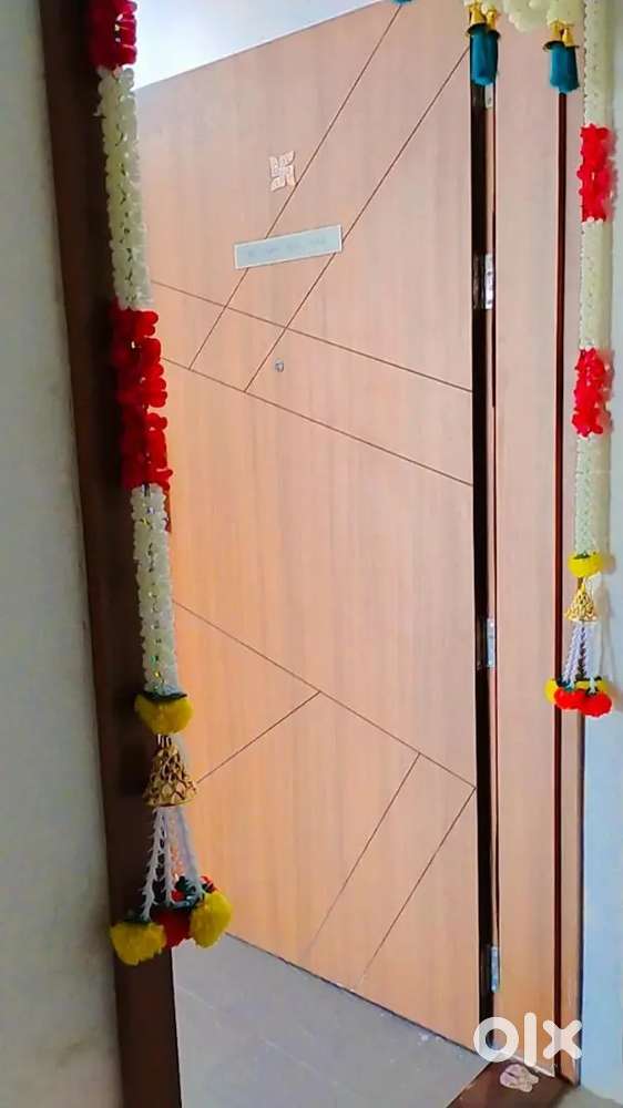 2BHK CORNER PROPERTY