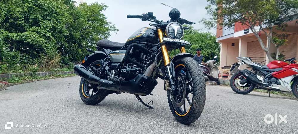TVS RONIN 2022 model