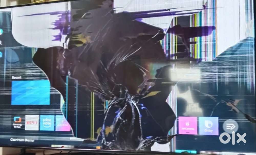55 inch samsung Tv 4k Hd New Tv but some break down