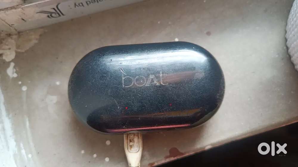 Boat earphones price negotiable