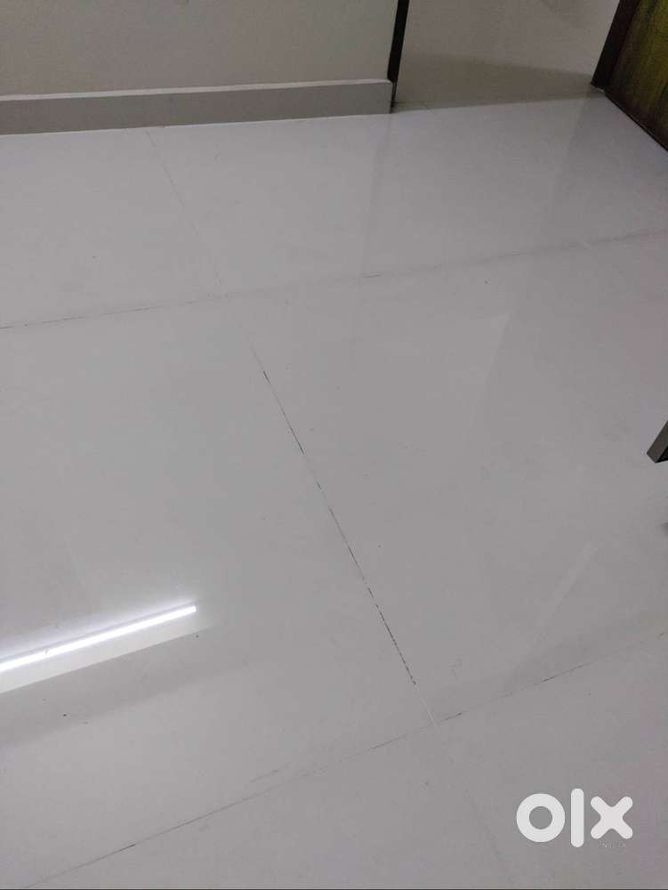 Flat available, presently one male bachelor, searching for a roommate