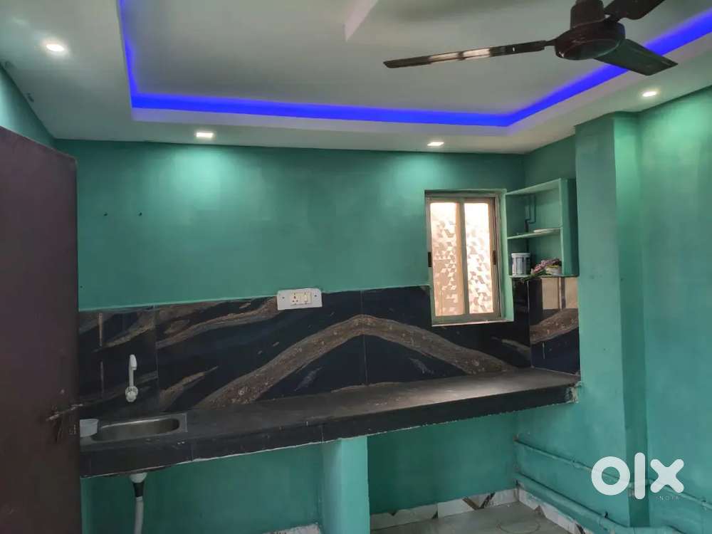Near Madarsa Hussainya One room with kitchen attached and one bathroom