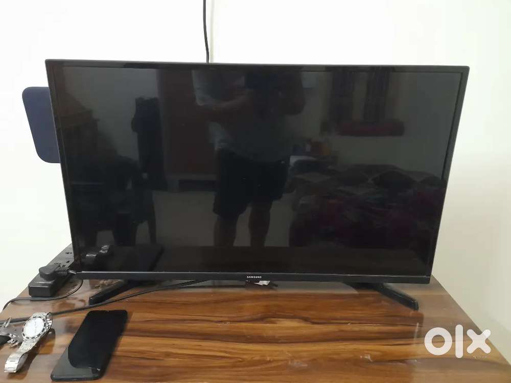 Samsung 32inch Led TV@7000