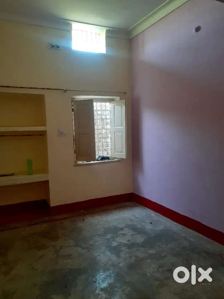 Newly painted 2bhk with puja room for rent