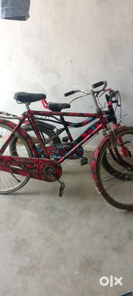 2 cycle 5600 me hai new hi matra 1 saal ki