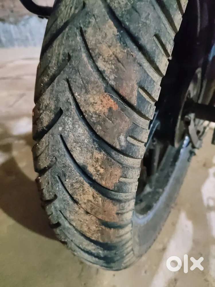 New tyre front and back new carborator new lock new kick gear shifter