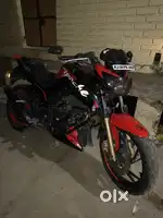 Apache RTR 200 4V