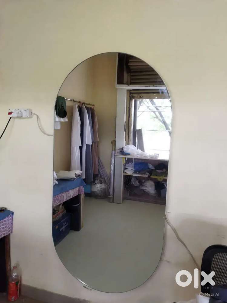 New wall mirror with led lights