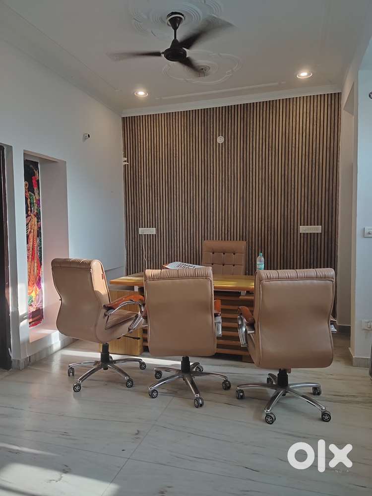 1200 sq-ft fully furnished office space on rent in GMT near shahid pat