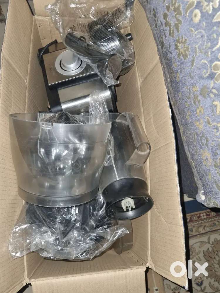 Morphy Richards food processor DLX 100