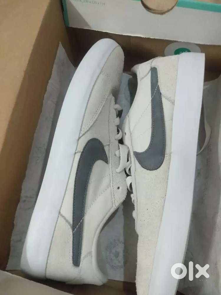 Brand new  Nike SB Heritage VULC