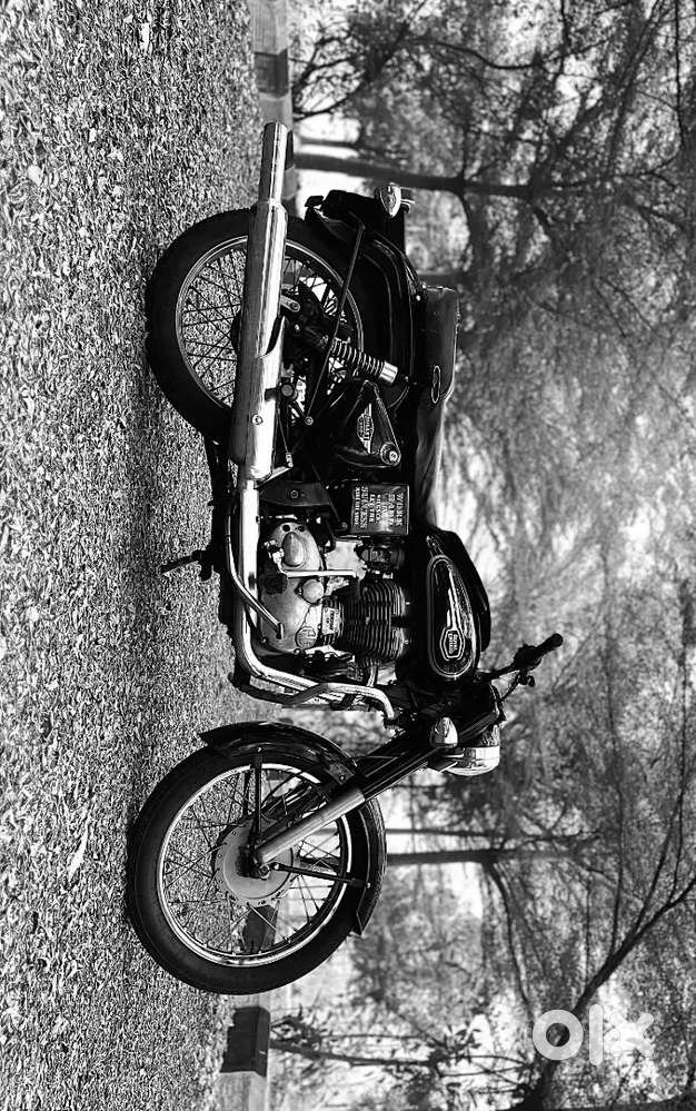 Bullet 350 standard model super condition