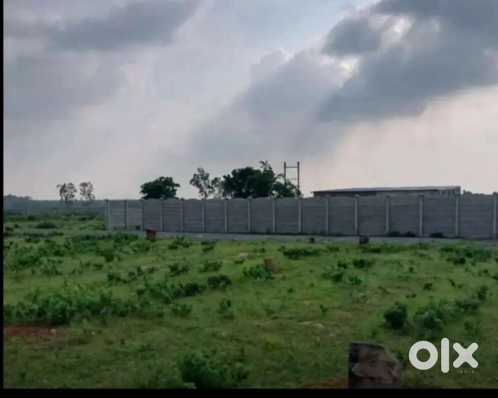 Residential plot near DPS school chaka