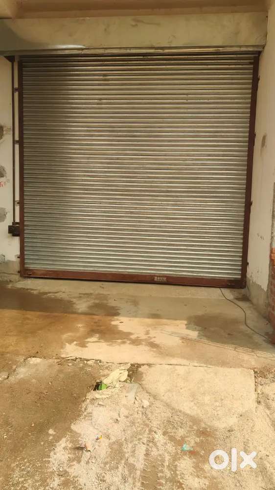 Two big Shop on rent