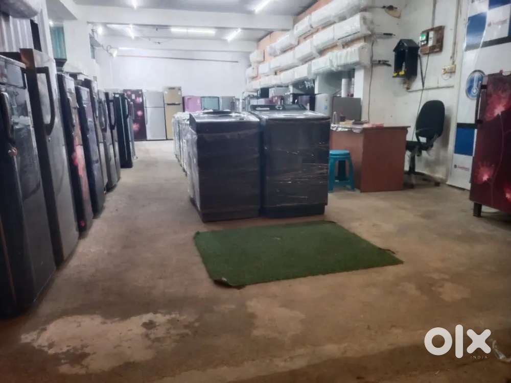 Second hand a/c showroom