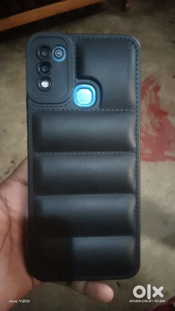 Infinix hot 10 play 4/64 fresh condition no problem 6000mah battery