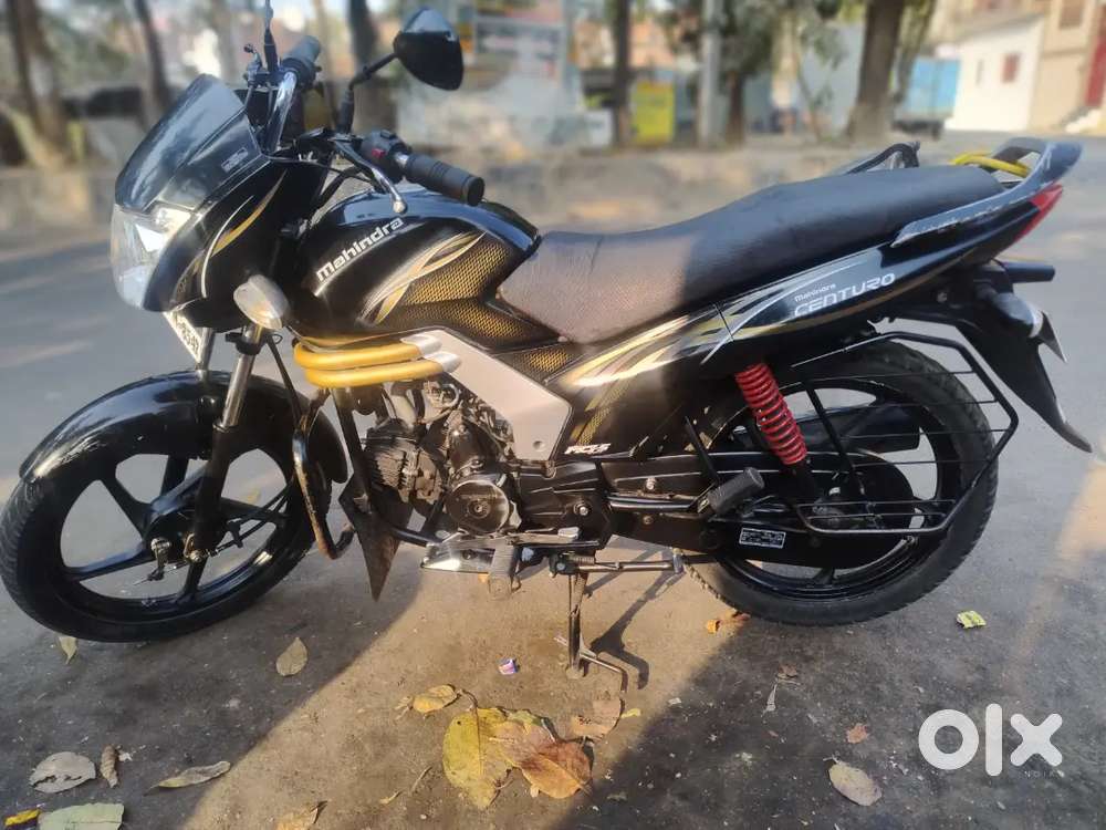 Mahindra centuro good in condition