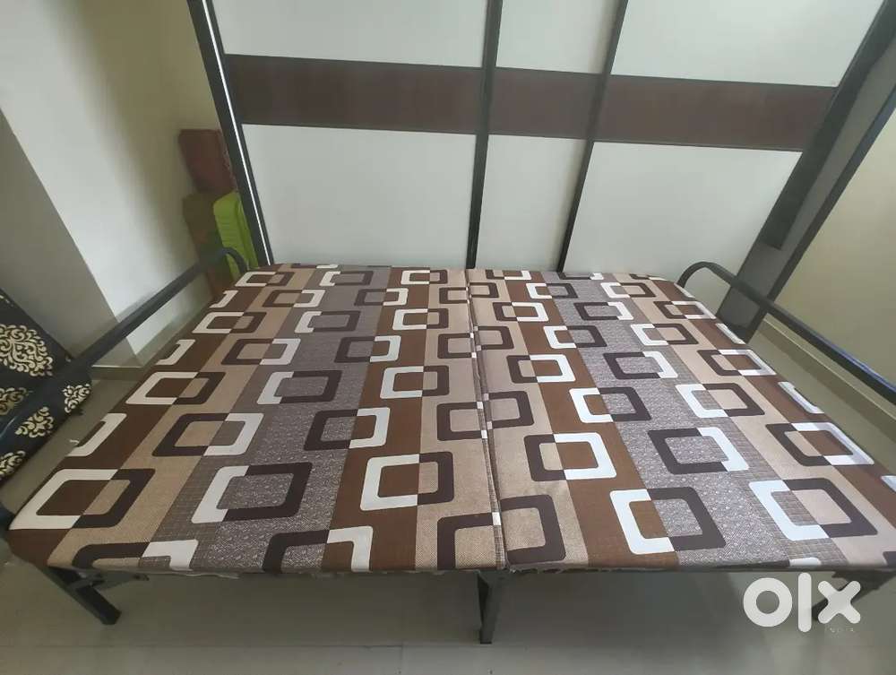 Foldable Steel Cot with Mattress – 11 Months Old, Good Condition