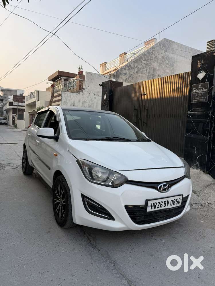 Hyundai i20 Sportz 1.2 BS-IV, 2012, Petrol