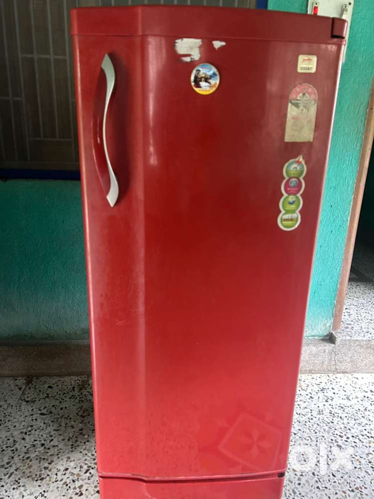 Good working condition Godrej 180 Litre single door fridge