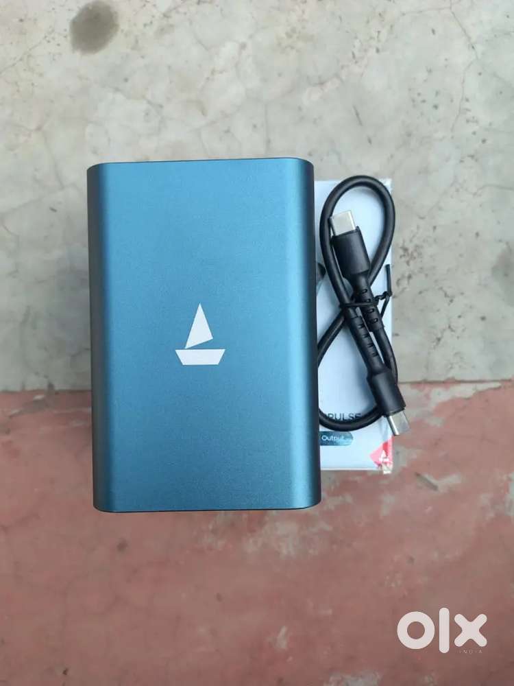 Boat 27000mah Power Bank 160w output