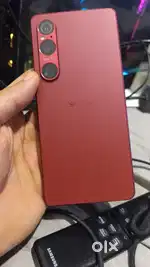 XPERIA 1 VI SCARLET RED EDITION with 512GB !