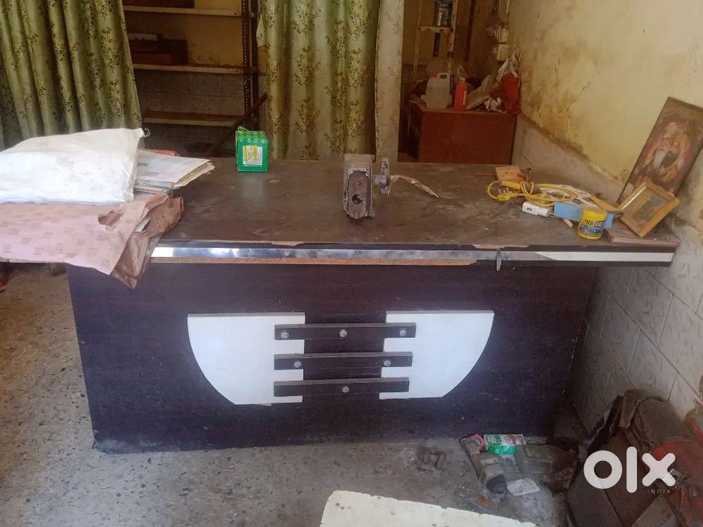 3 tables for sale in good condition in 421004(ulhasnagar4)