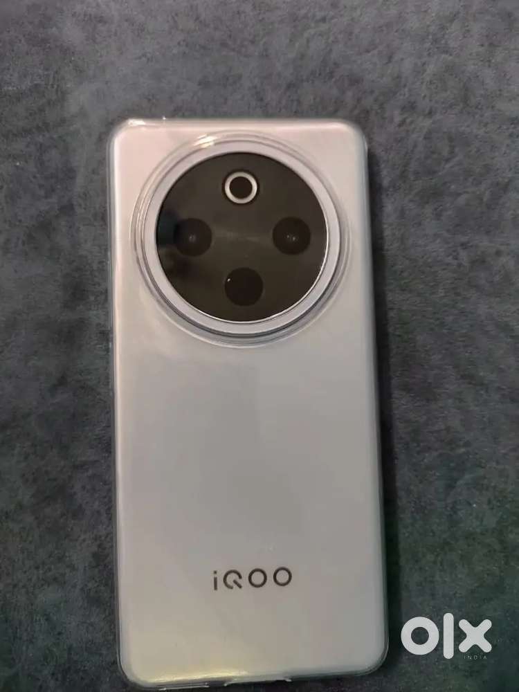 Iqoo Z10 8 +256