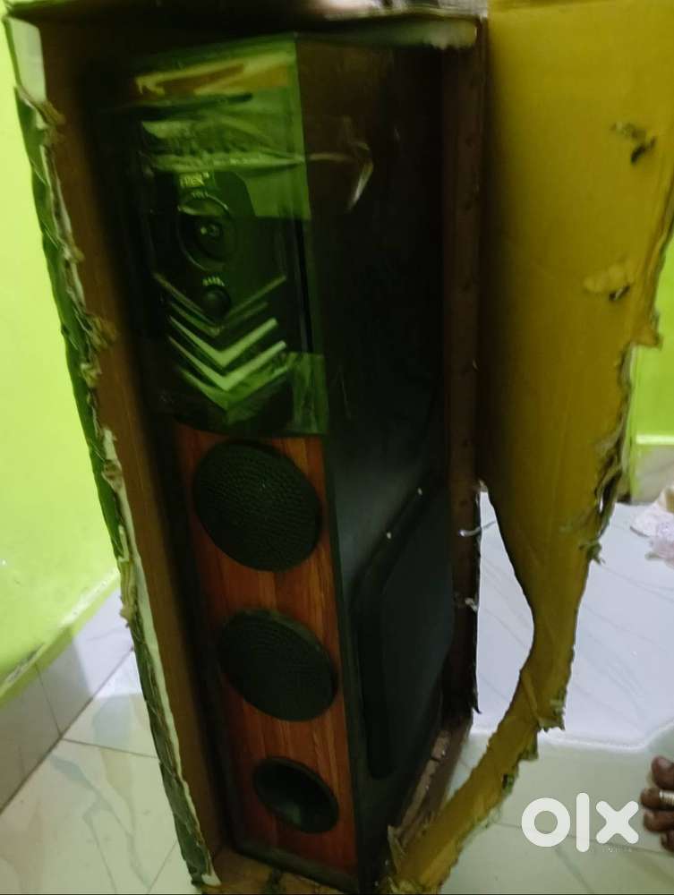 Home theatre tower