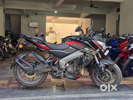 Bajaj Pulsar NS 200