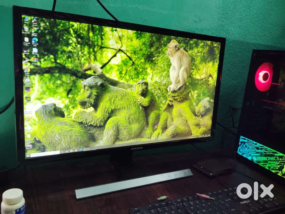 Samsung 4k monitor ,28 inch