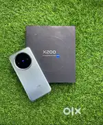 Vivo X200 12GB/256GB - Indian Unit Excellent Condition With Bill