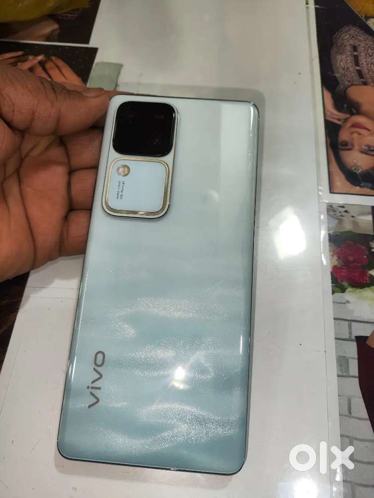 Vivo V 30 8/256 Good condition