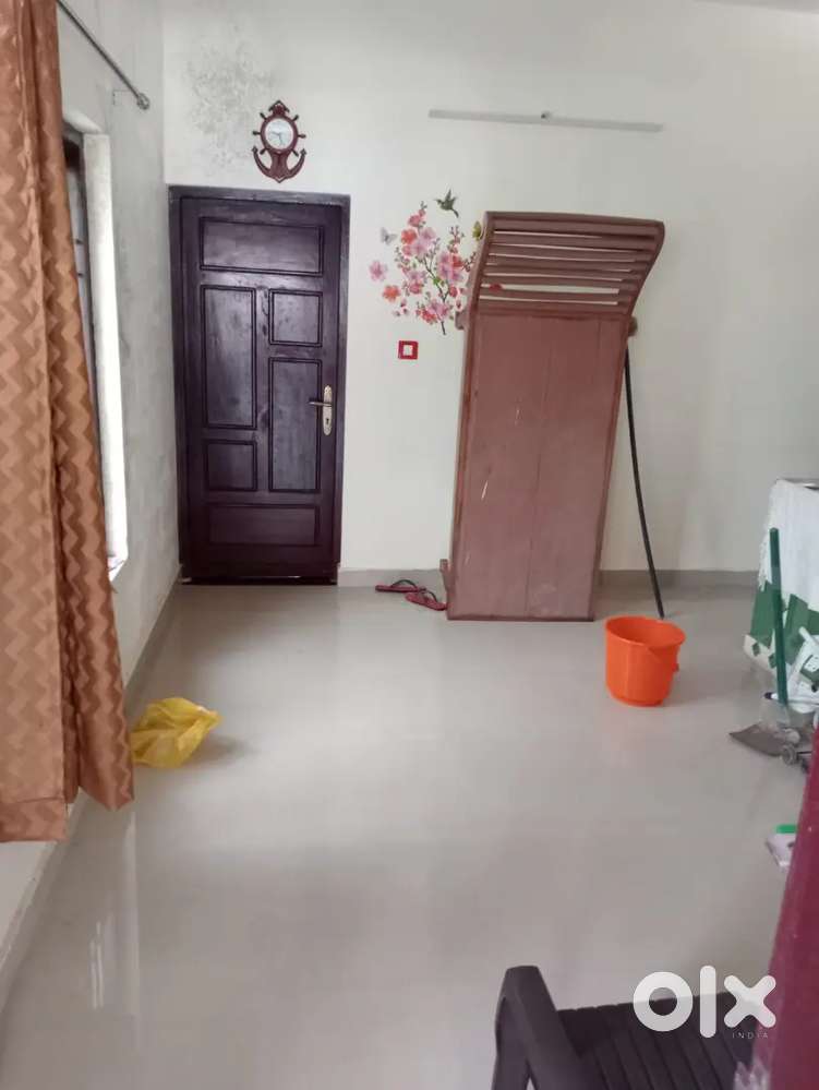 House available for lease on kudapanakunu