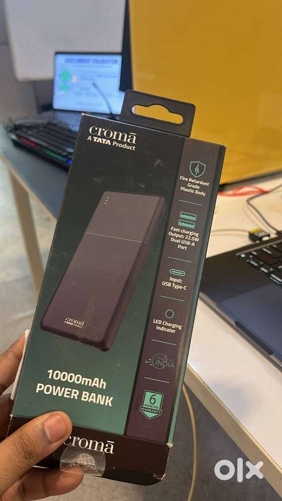Croma 10000 mAh 22.5W Fast Charging Power Bank (2 Type A & 1 Type C Po