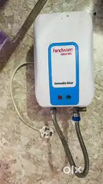 Hindware 3 liter water instant geyser