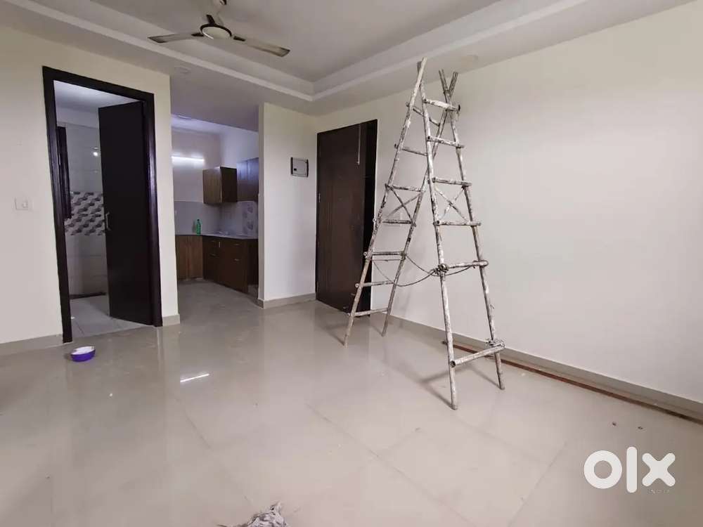 2 BHK IN GATED SOCIETY FOR RENT