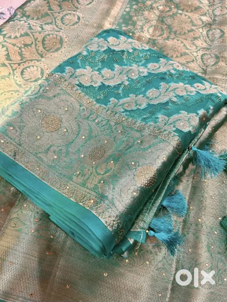 Needed staff for packing for a online botique.