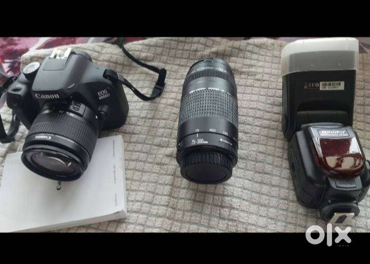 DSLR CAMERA - Canon
