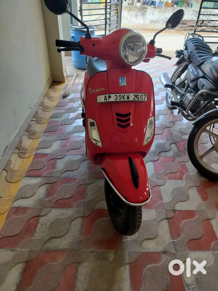 Vespa lx125