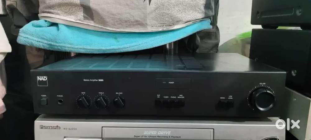Nad 3020I stereo amplifier