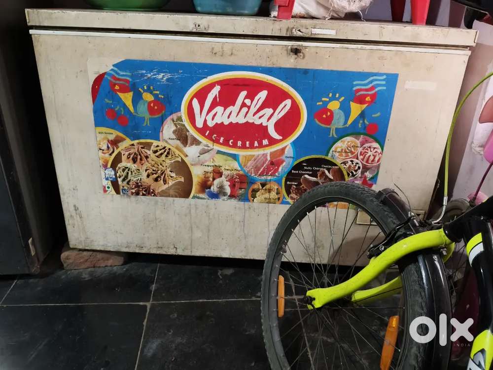 Selling dee freezer only for  Rs 9000
